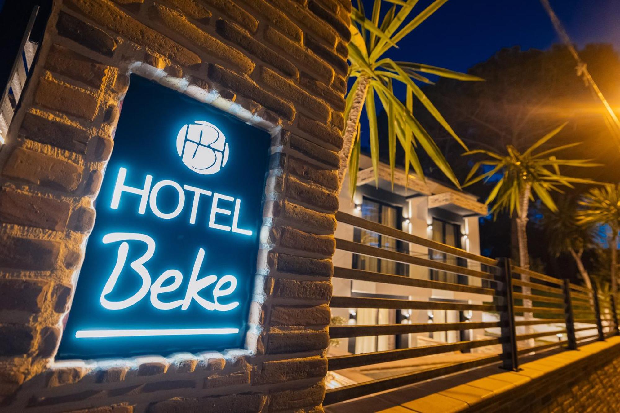 Hotel Beke Vlorë Exteriör bild