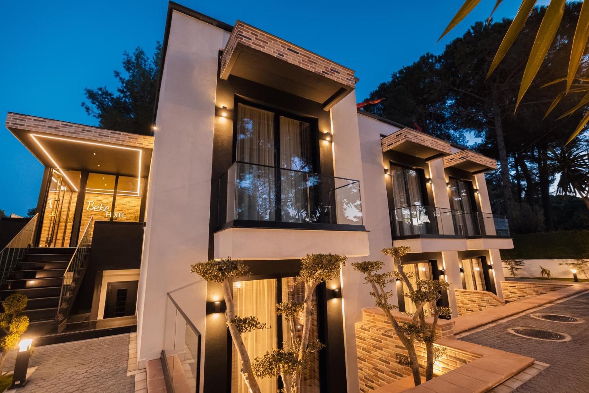 Hotel Beke Vlorë Exteriör bild
