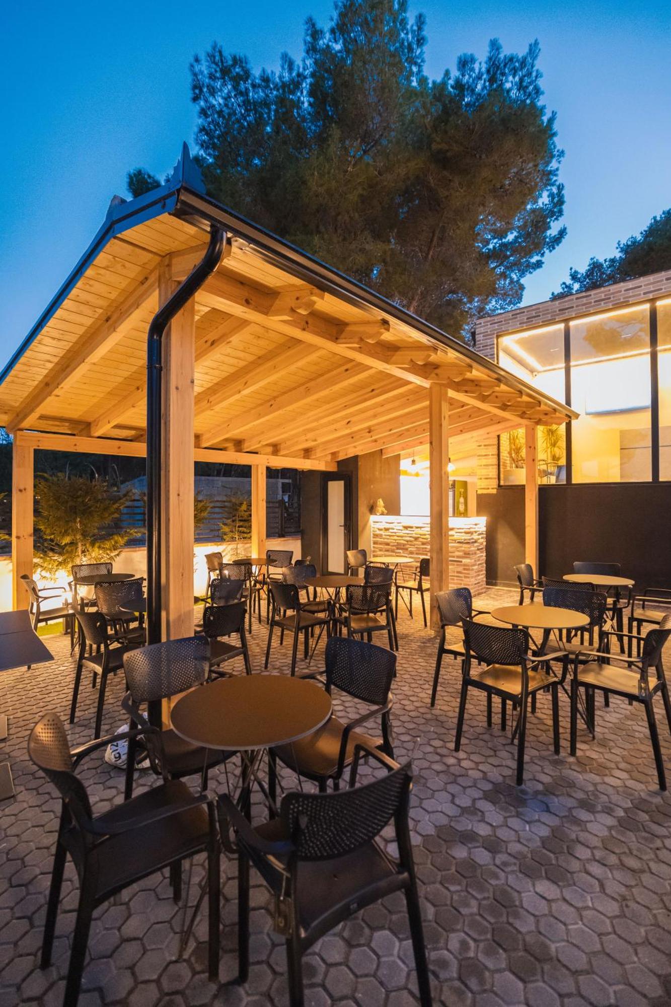 Hotel Beke Vlorë Exteriör bild